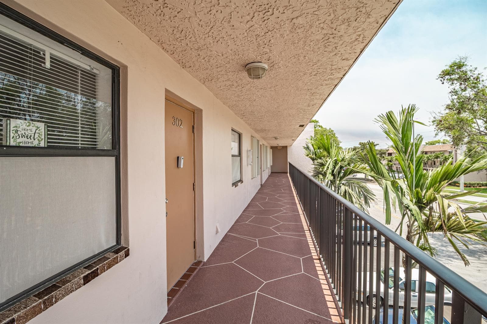10331 Sunrise Lakes Boulevard # 302, Sunrise, FL 33322 photo 2