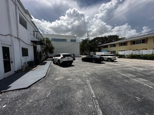 2631 E Oakland Park Boulevard # 105b, Fort Lauderdale, FL 33306 photo 2