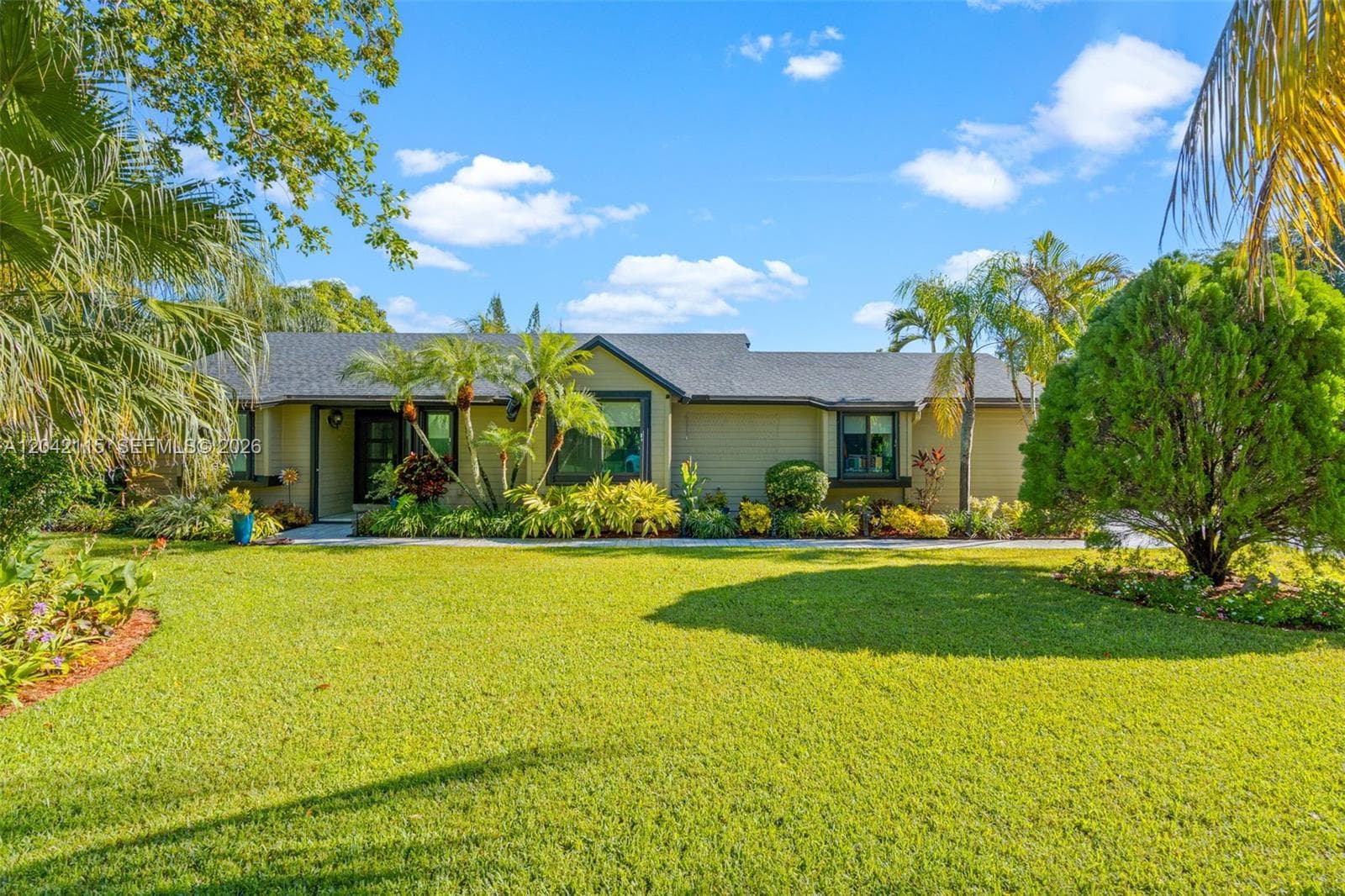 15031 SW 154th Ter, Miami, FL 33187 photo 2
