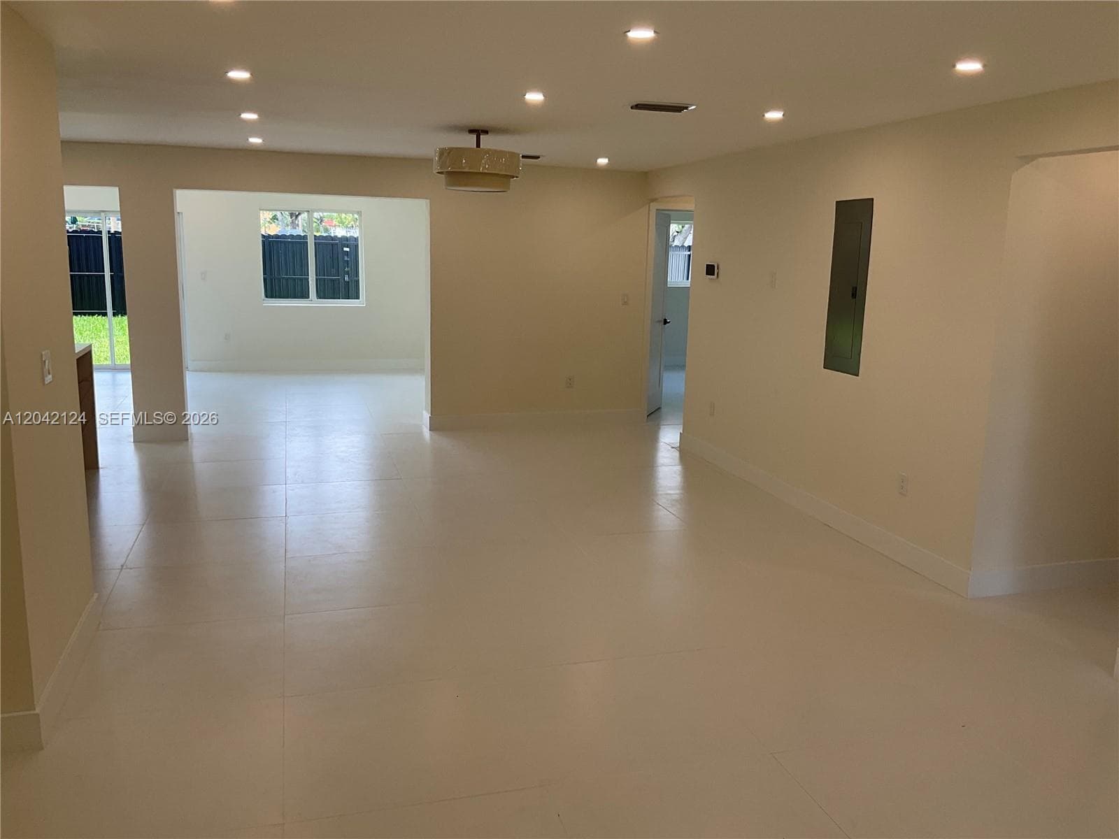 2315 NW 3rd St, Miami, FL 33125 photo 4