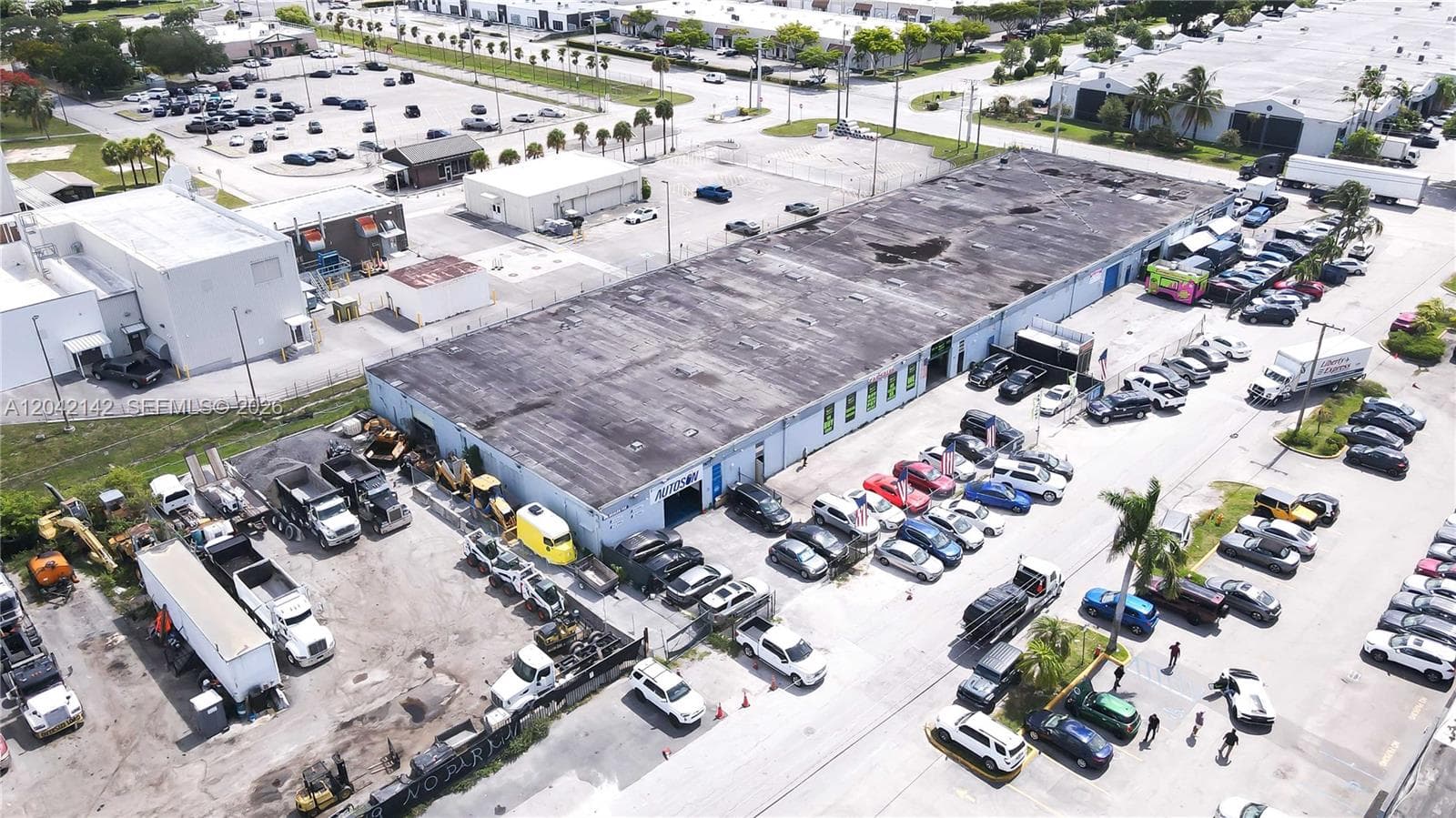5500 NW 74th Ave, Miami, FL 33166 photo 2