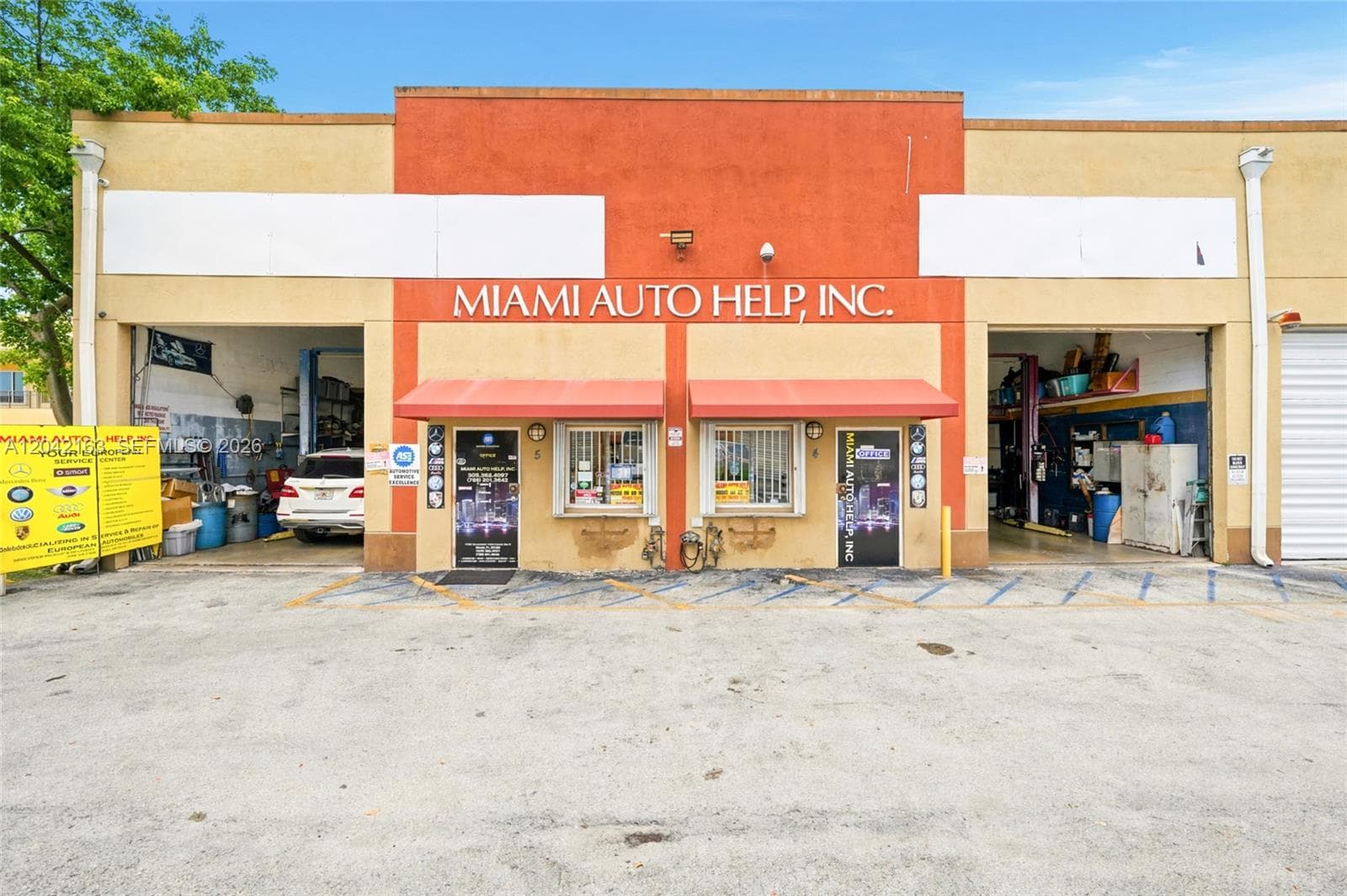 11951 SW 144th Ct, Miami, FL 33186 photo 2