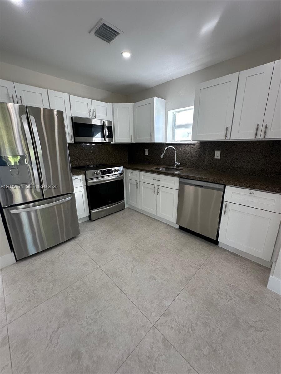 4924 SW 131st Ave # 0, Miami, FL 33175 photo 5