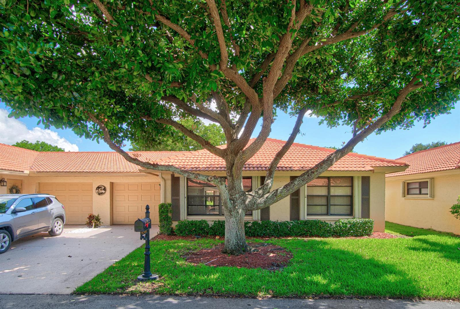 9830 Bischofia Tree Way, Boynton Beach, FL 33436 photo 2
