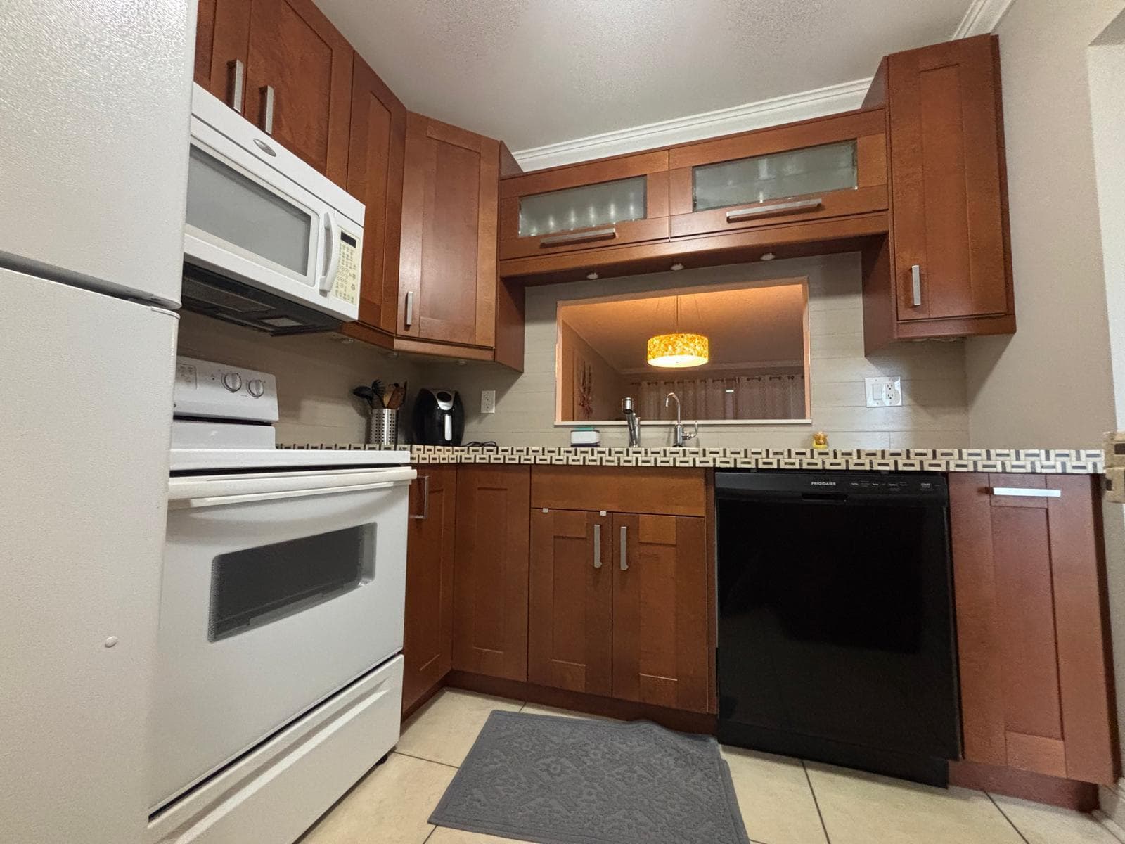 5171 W Oakland Park Boulevard # 308, Lauderdale Lakes, FL 33313 photo 2