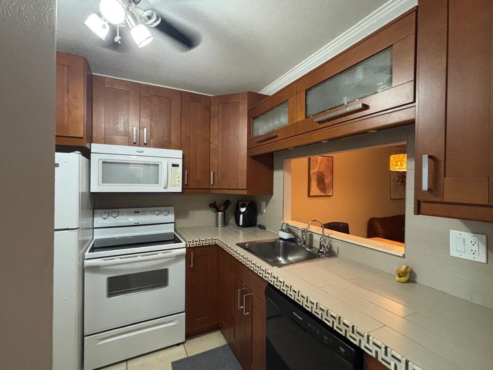 5171 W Oakland Park Boulevard # 308, Lauderdale Lakes, FL 33313 photo 4