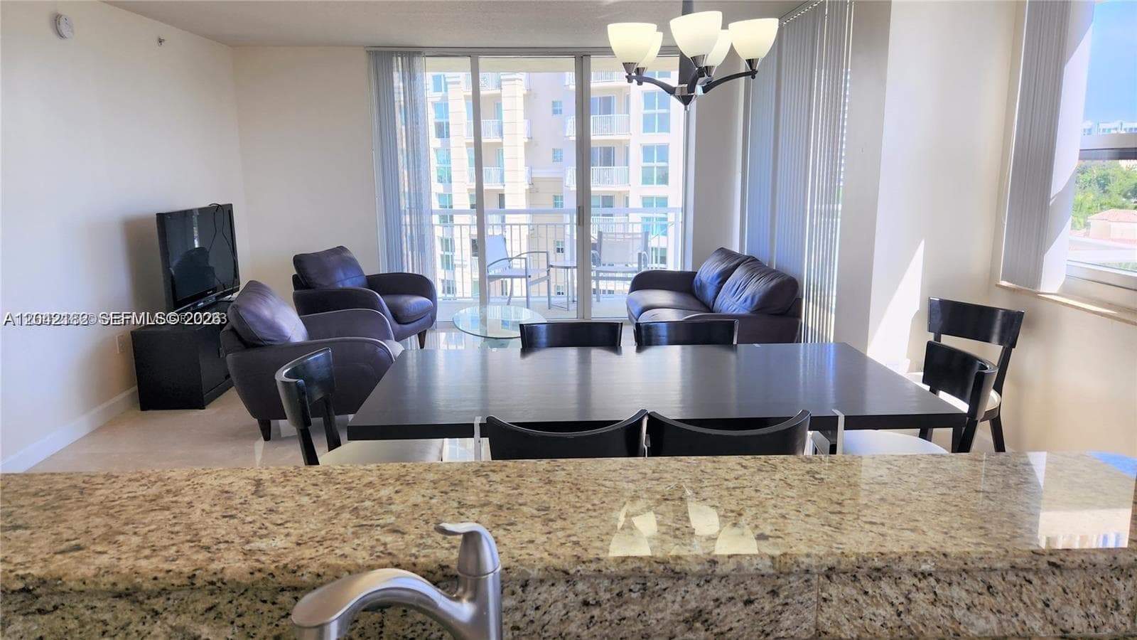 19501 W Country Club Dr # 704, Aventura, FL 33180 photo 4