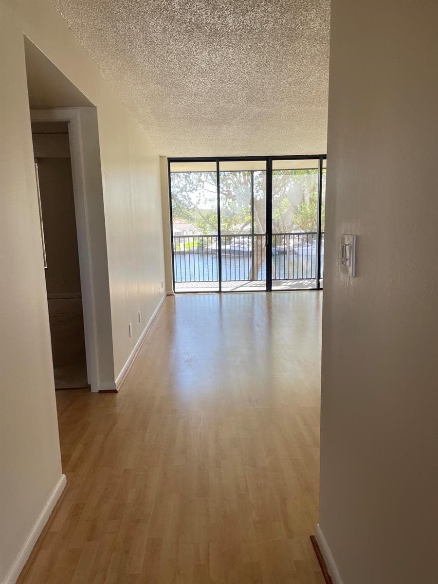 14 Royal Palm Way # 204, Boca Raton, FL 33432 photo 5