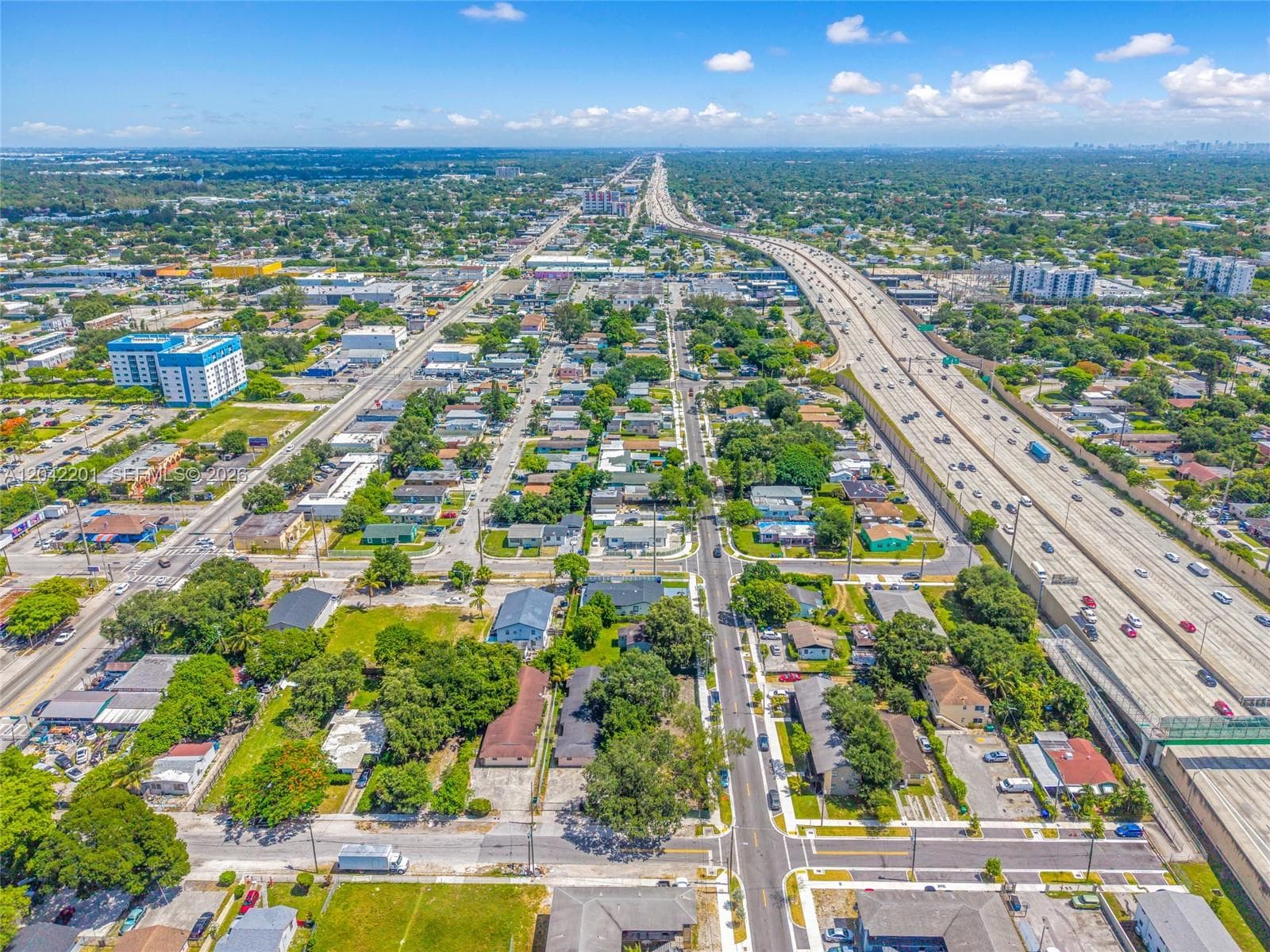 605 NW 65th St, Miami, FL 33150 photo 2