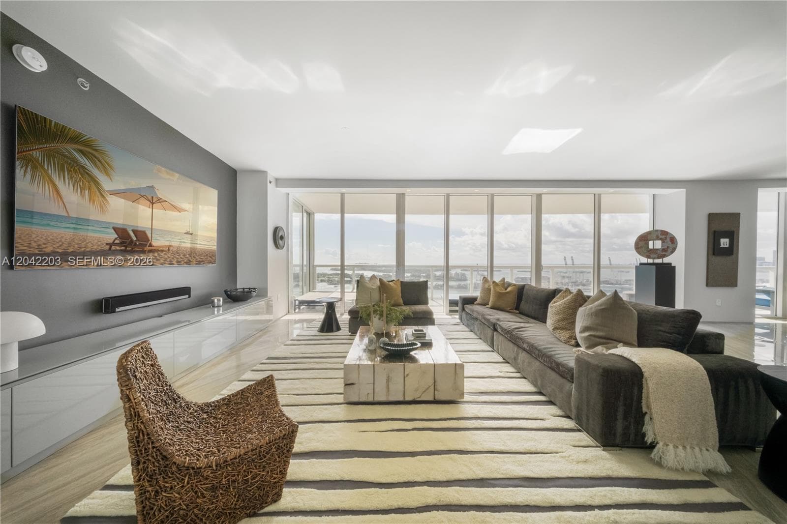 450 Alton Rd # 3301, Miami Beach, FL 33139 photo 4