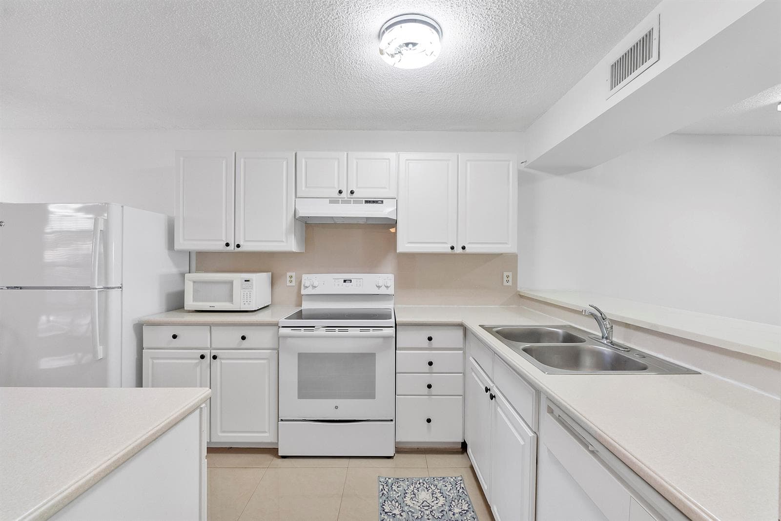5828 Coral Lake Drive, Margate, FL 33063 photo 3
