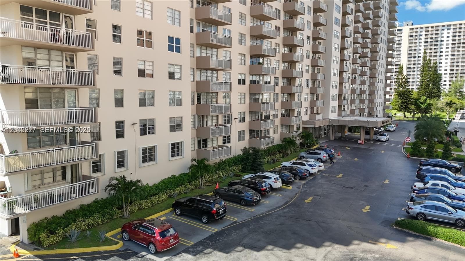 250 174th St # 1211, Sunny Isles Beach, FL 33160 photo 5