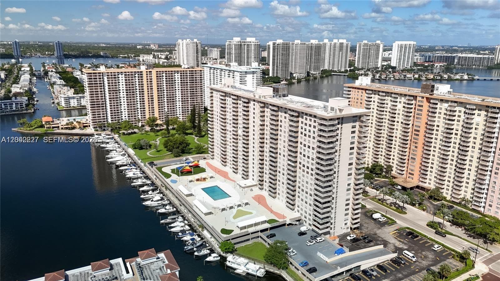 250 174th St # 1211, Sunny Isles Beach, FL 33160 photo 4