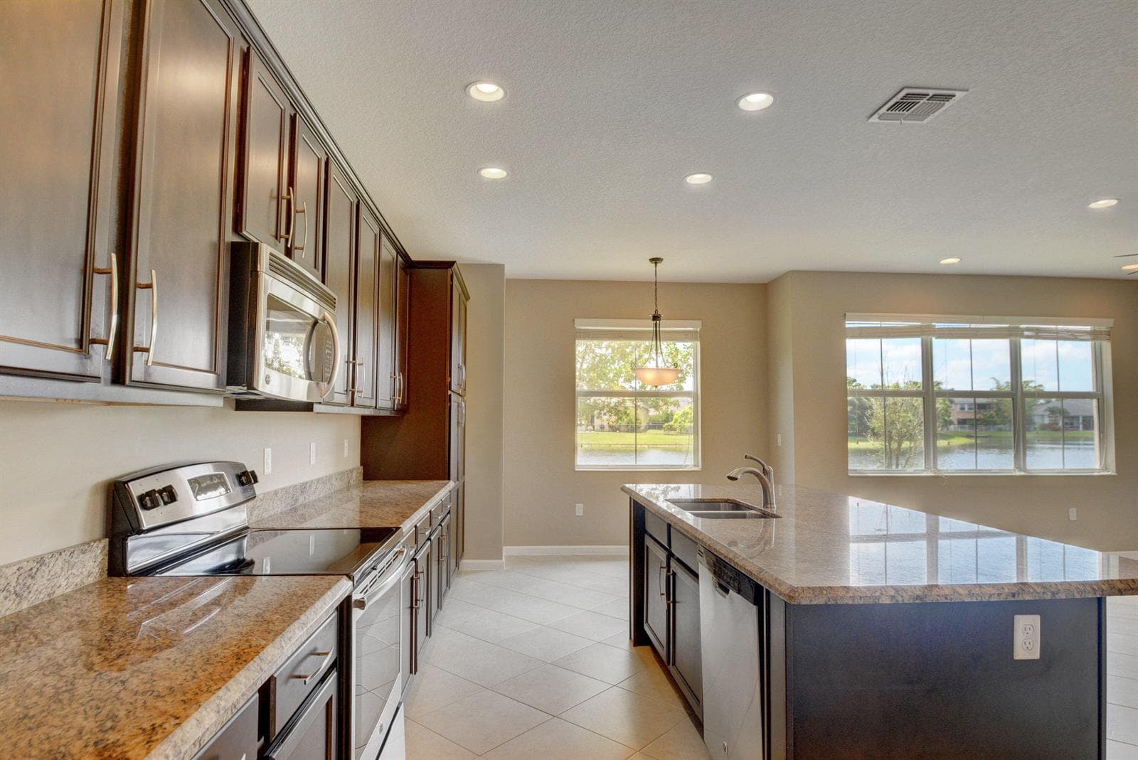 2916 Payson Way, Wellington, FL 33414 photo 3