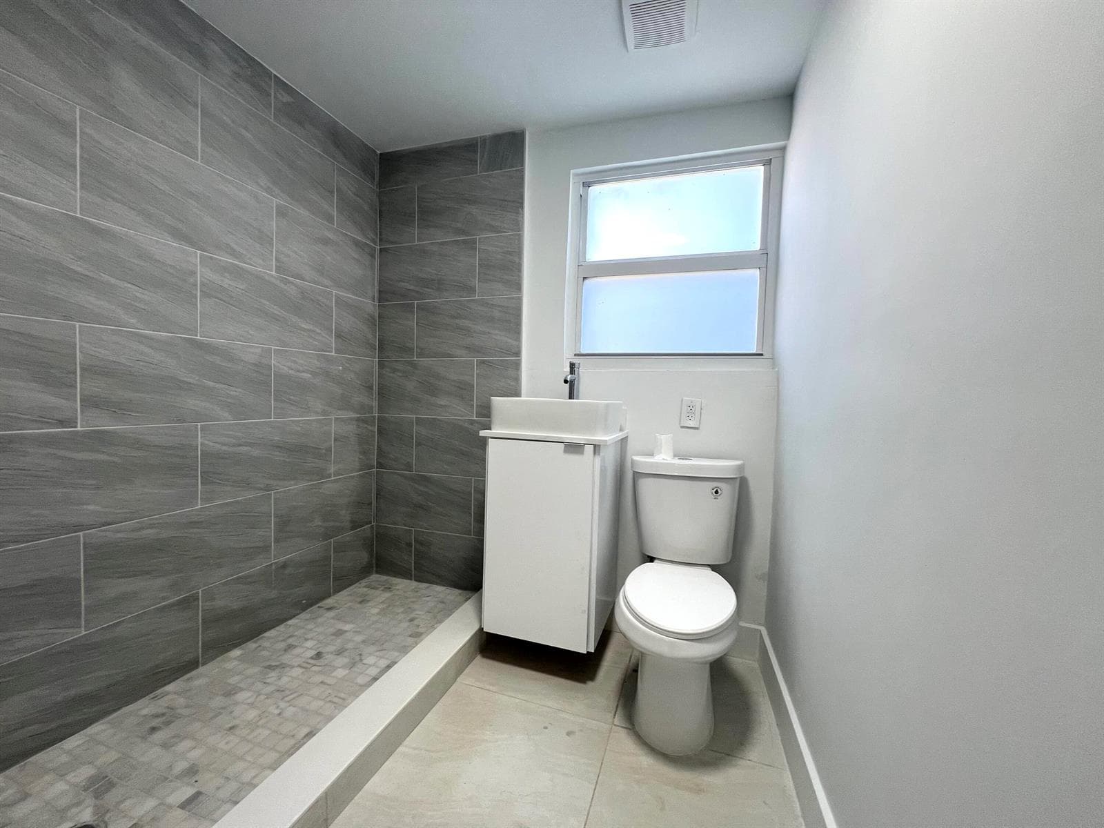 10730 SW 149th Terrace, Miami, FL 33176 photo 4