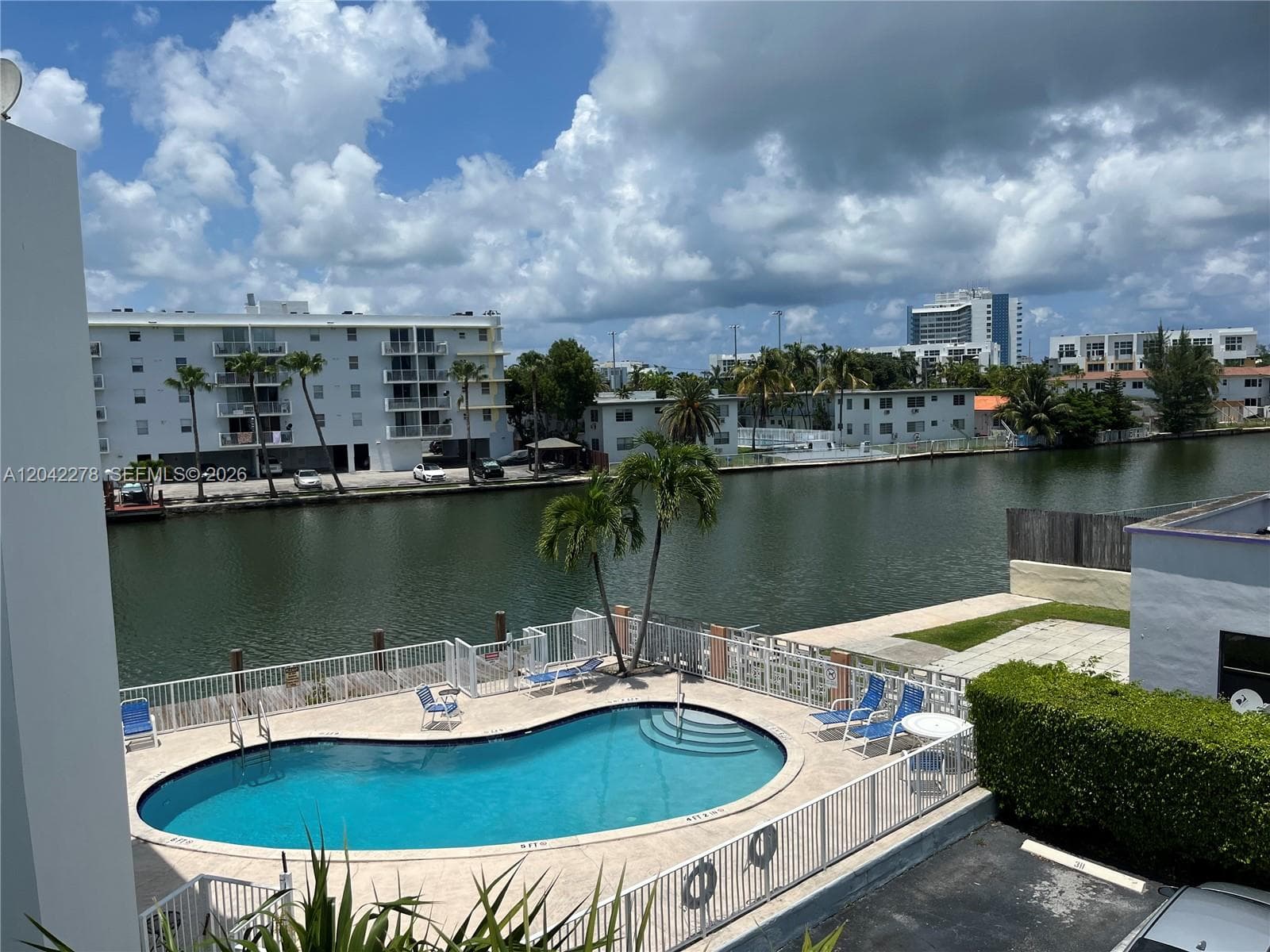 1185 Marseille Dr # 309, Miami Beach, FL 33141 photo 4