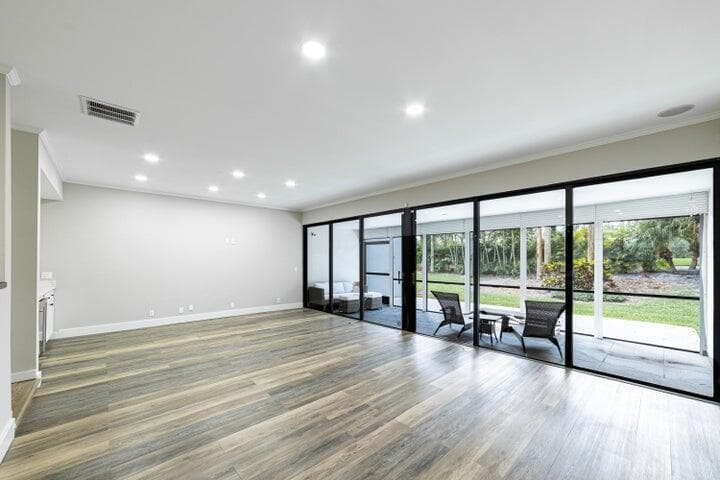 2517 Presidential Way # B, West Palm Beach, FL 33401 photo 2