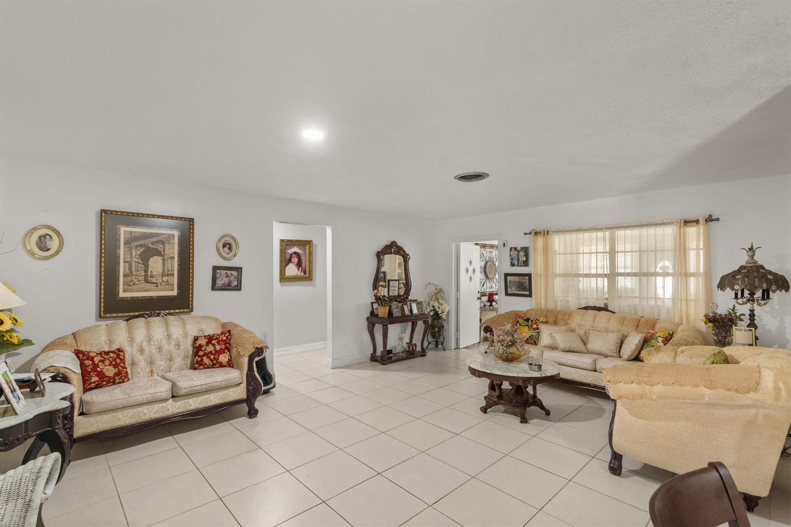 2405 Blossom Court, Fort Pierce, FL 34982 photo 5