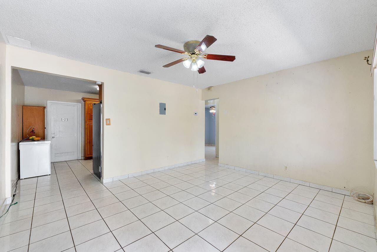1302 SW 22nd Avenue, Fort Lauderdale, FL 33312 photo 4