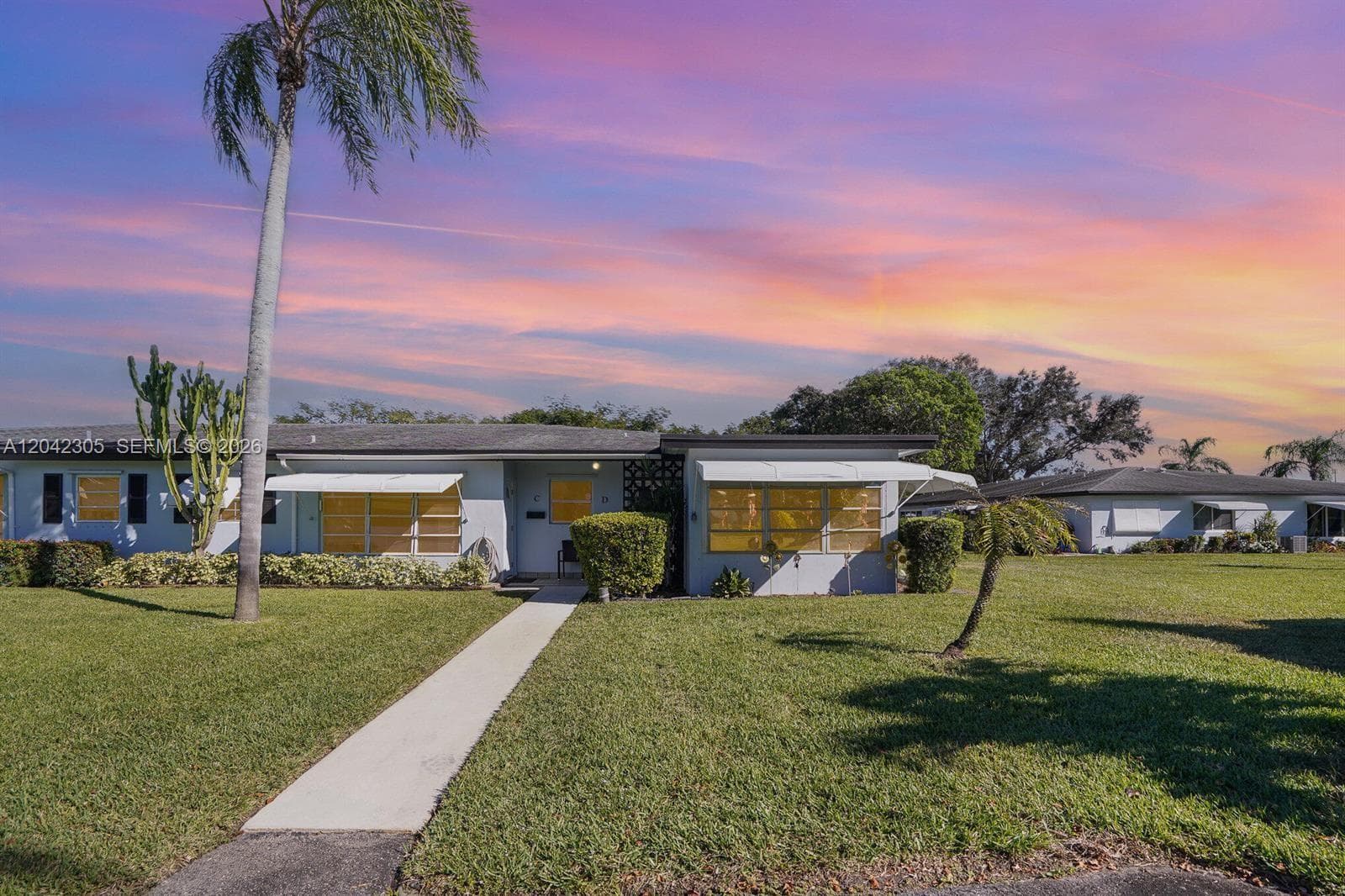 560 High Point Dr # D, Delray Beach, FL 33445 photo 2