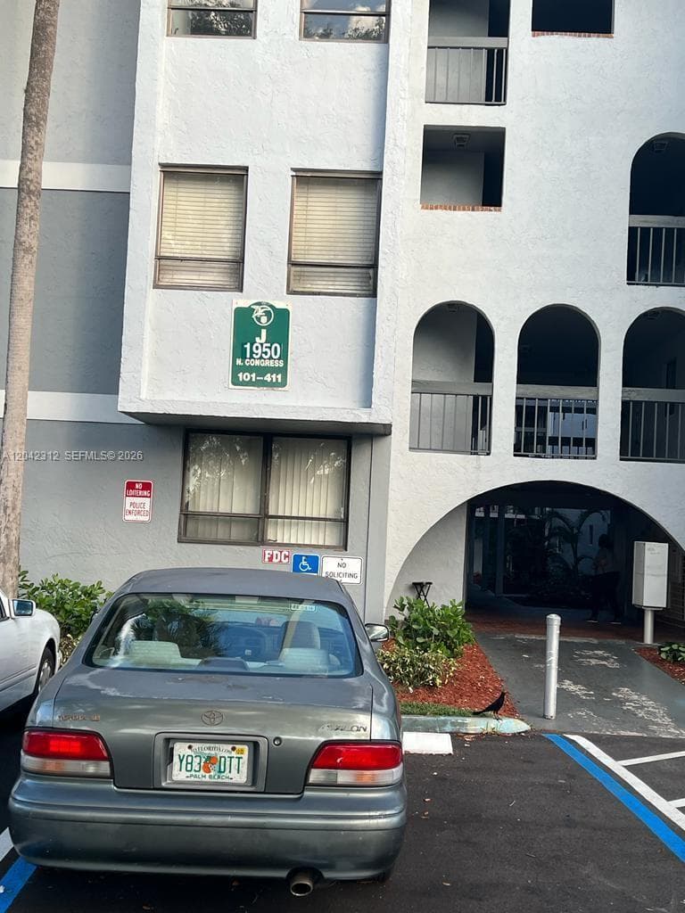 1950 N Congress Ave # 105, West Palm Beach, FL 33401 photo 2