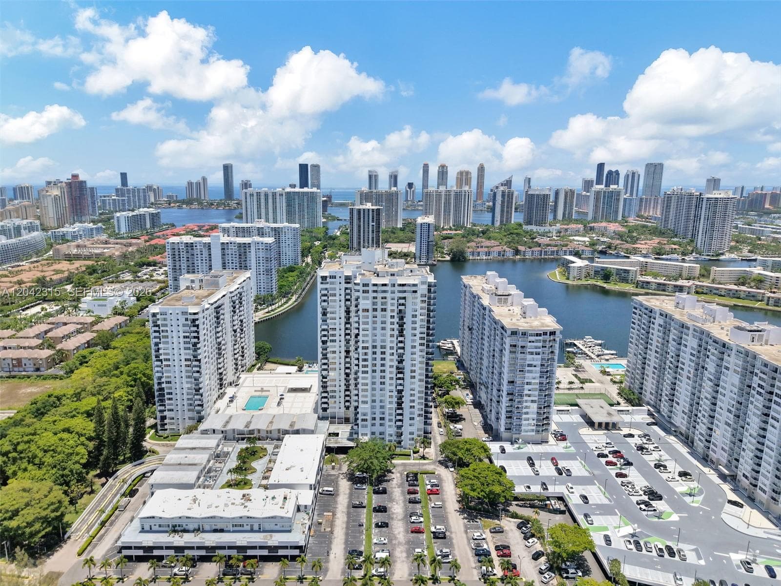 2750 NE 183rd St # 2410, Aventura, FL 33160 photo 5