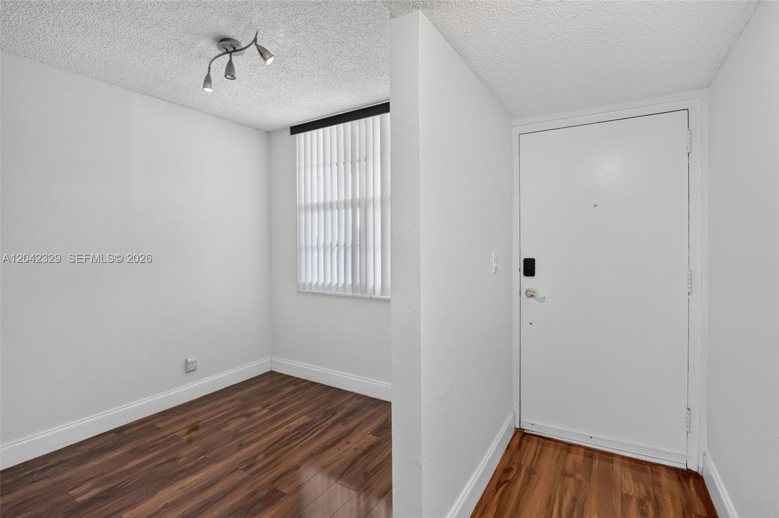 250 Jacaranda Dr # 411, Plantation, FL 33324 photo 5