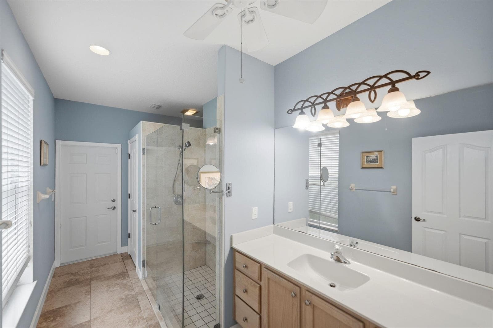 426 NE Vanda Terrado, Jensen Beach, FL 34957 photo 4