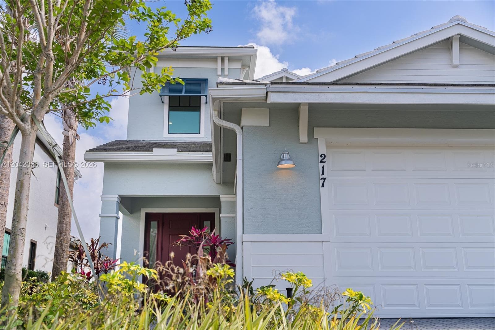 217 SE Fascino Cir, Port St. Lucie, FL 34984 photo 2