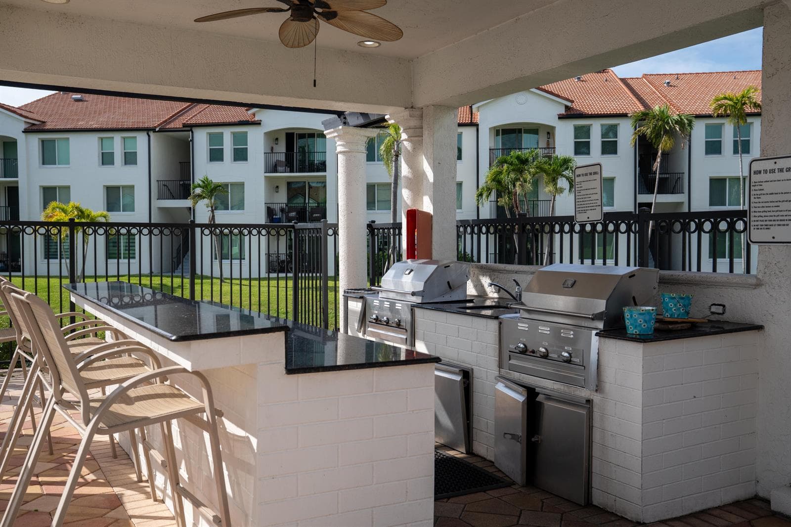 809 Villa Circle, Boynton Beach, FL 33435 photo 2