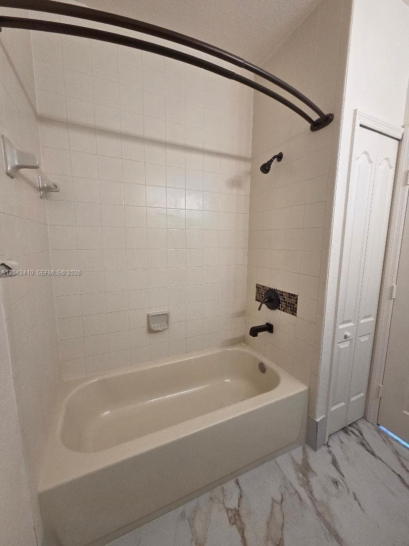 1536 SE 25th St # 207, Homestead, FL 33035 photo 5