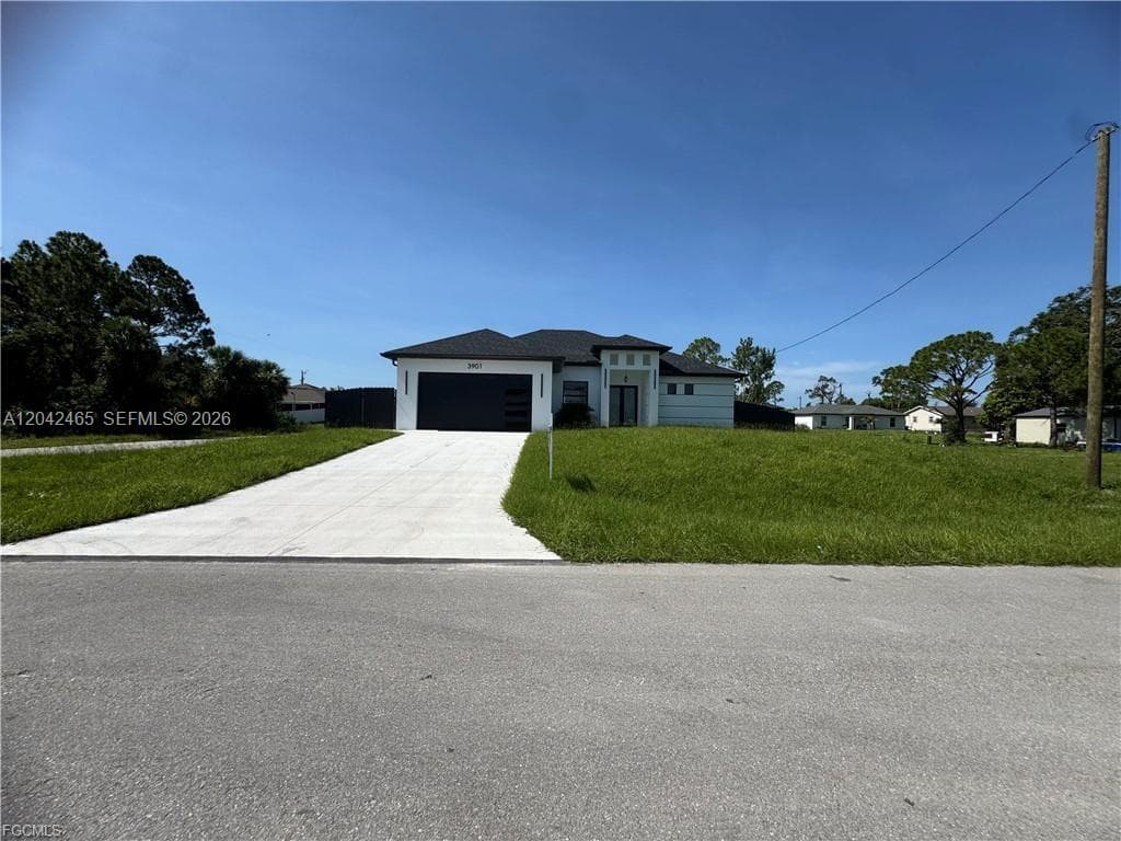 3901 3rd ST SW, Lehigh Acres, FL 33976 photo 2