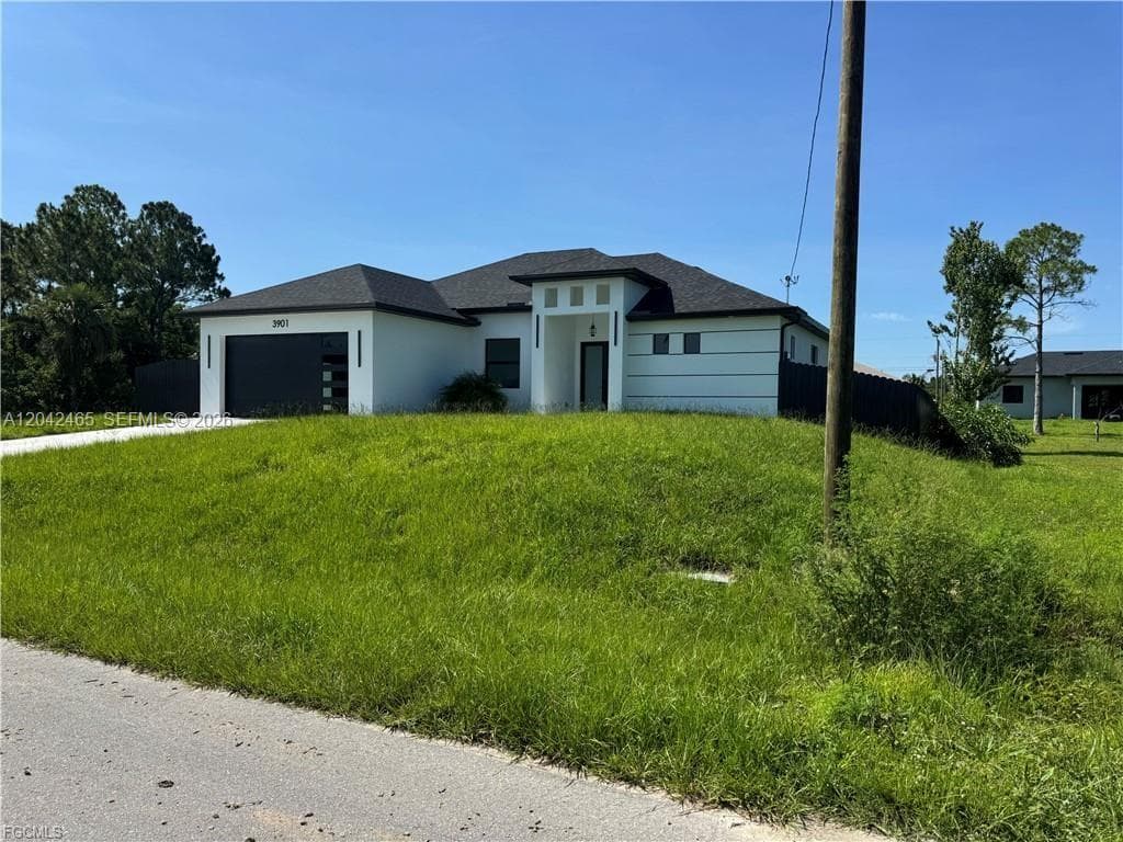 3901 3rd ST SW, Lehigh Acres, FL 33976 photo 4