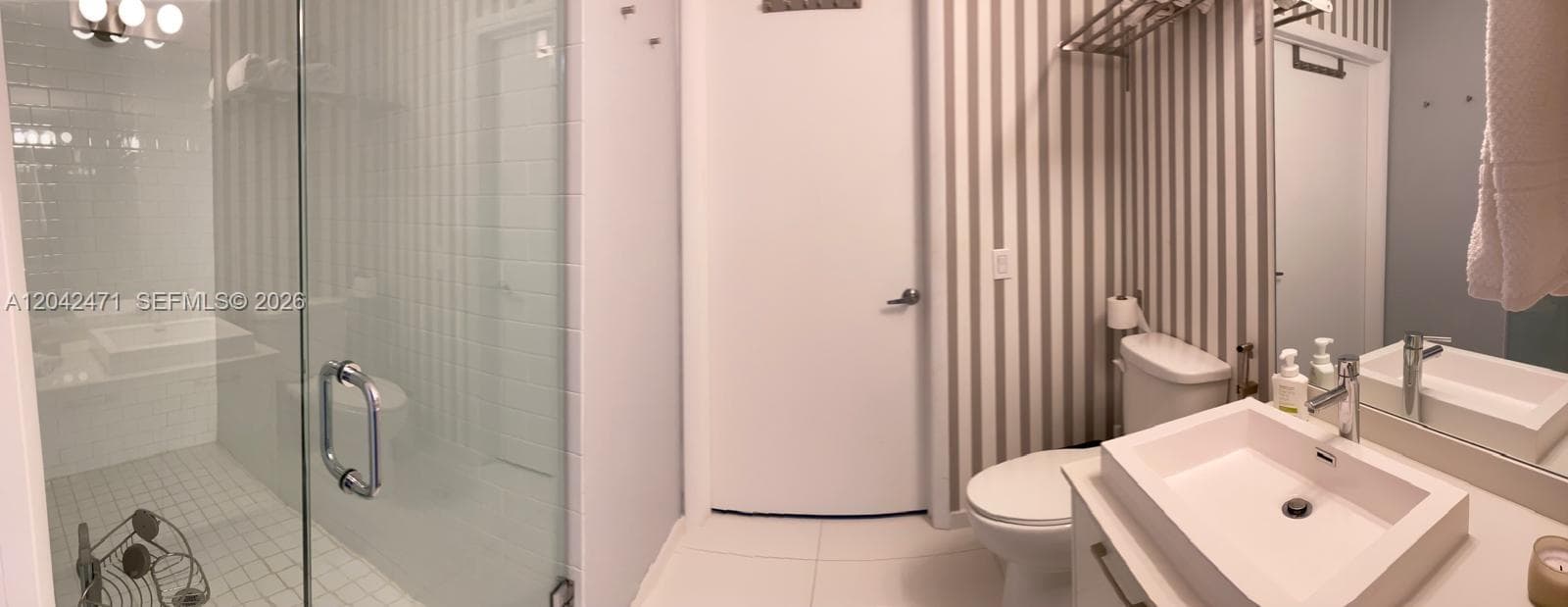151 SE 1st St # 2401, Miami, FL 33131 photo 5