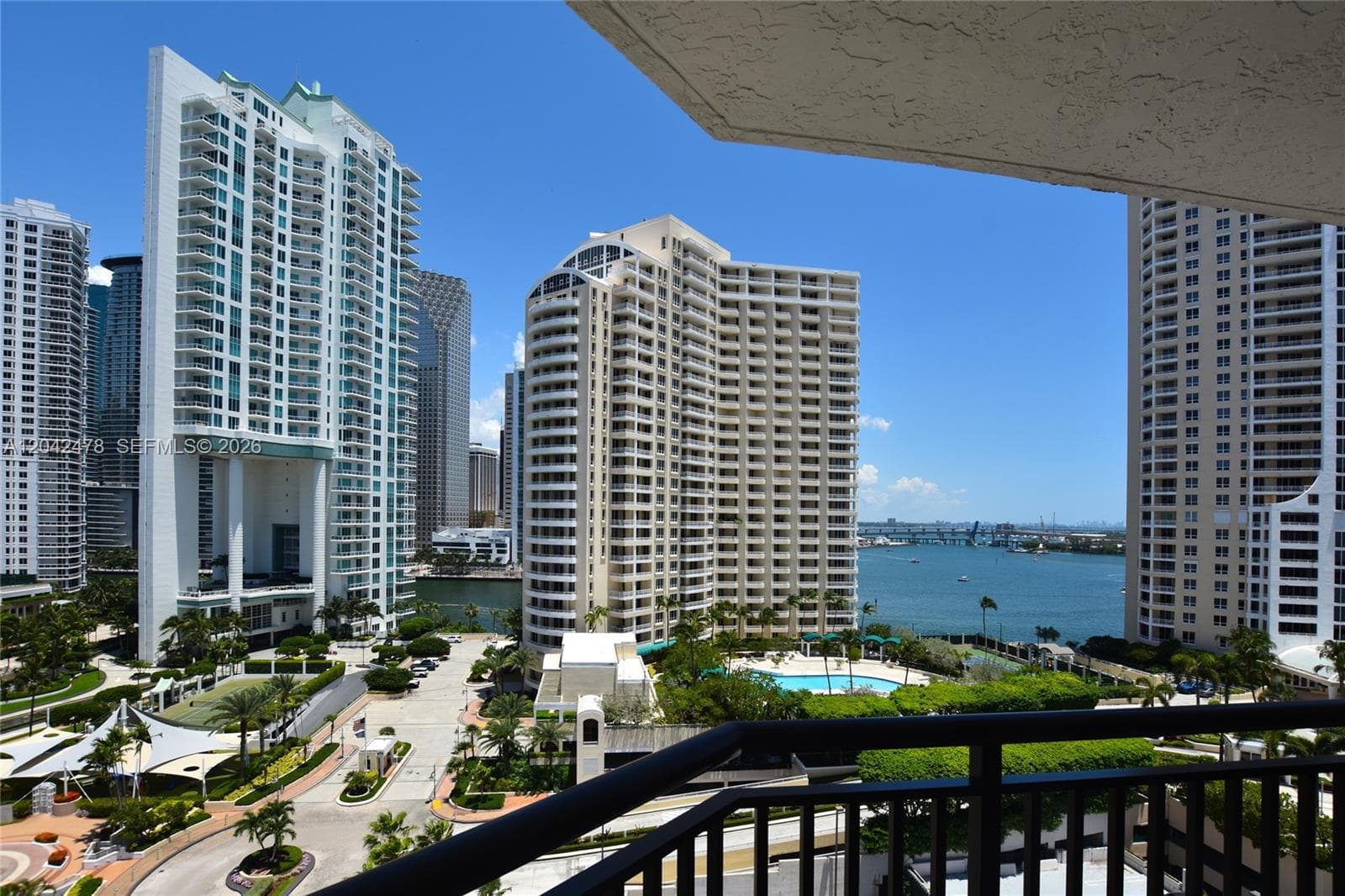 540 Brickell Key Dr # 1513, Miami, FL 33131 photo 4