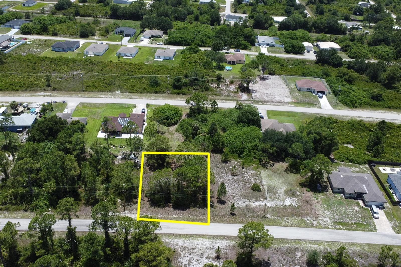 518 Cottonwood Avenue S, Lehigh Acres, FL 33974 photo 4