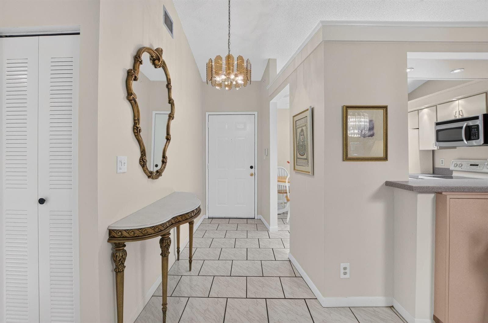 10546 Beach Palm Court # B, Boynton Beach, FL 33437 photo 4