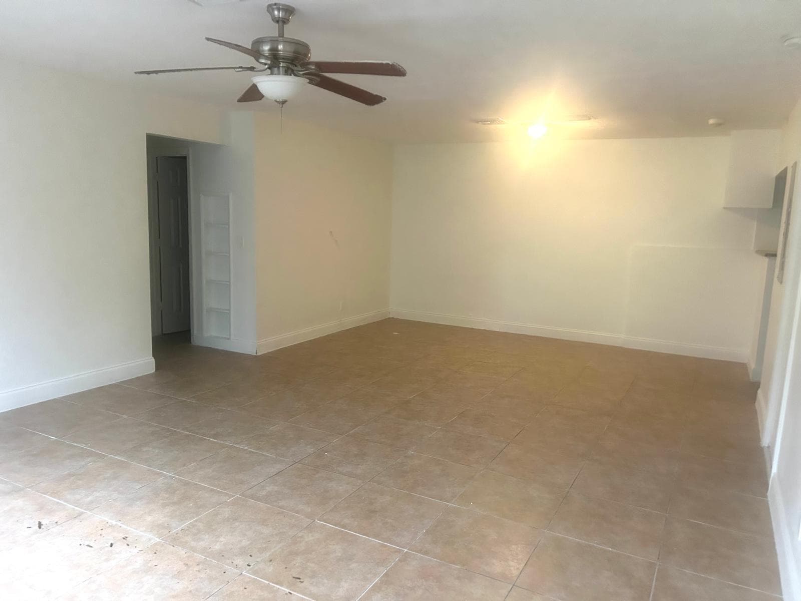 1067 Iroquois Avenue, Fort Lauderdale, FL 33312 photo 3