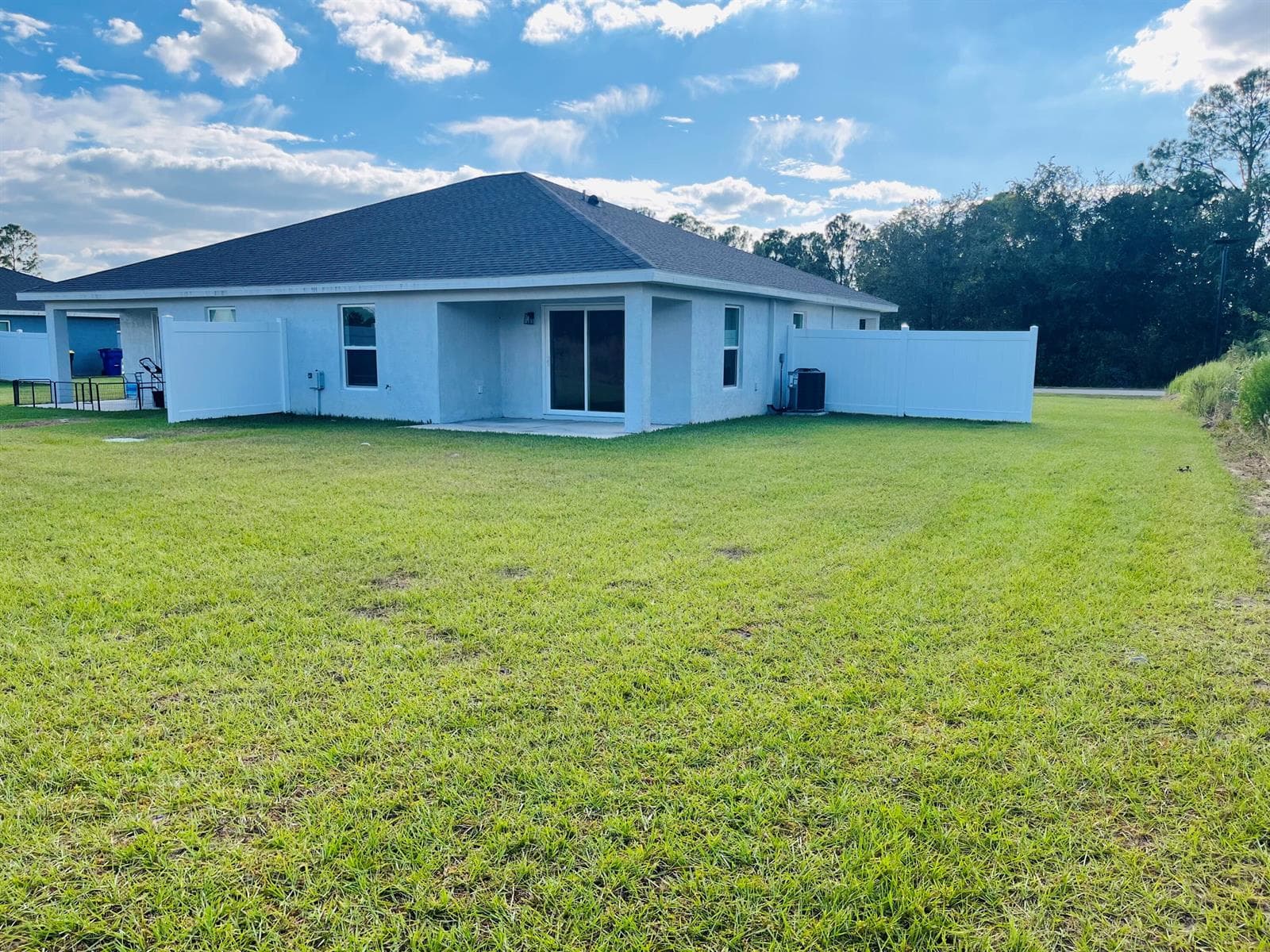 7056 San Benito Drive, Sebring, FL 33872 photo 2