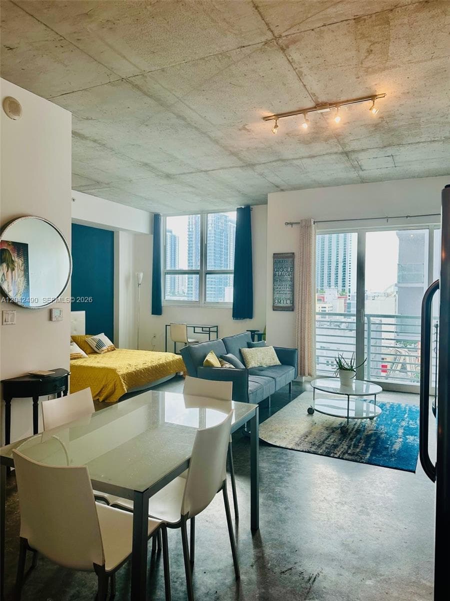 133 NE 2 AV # 1503, Miami, FL 33132 photo 2