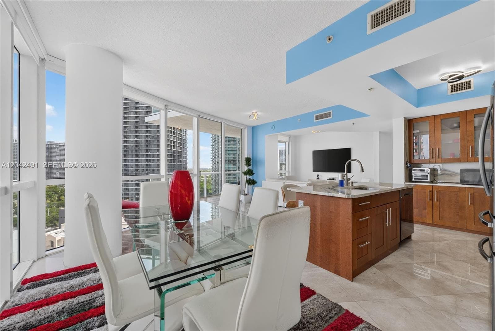 480 NE 30th St # 1807, Miami, FL 33137 photo 4