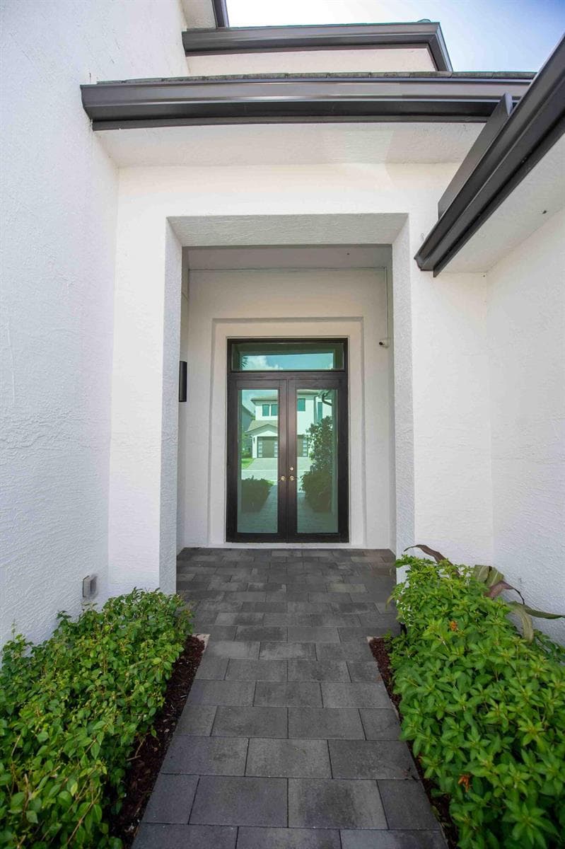 5746 Ashwood Circle W, Hollywood, FL 33312 photo 4
