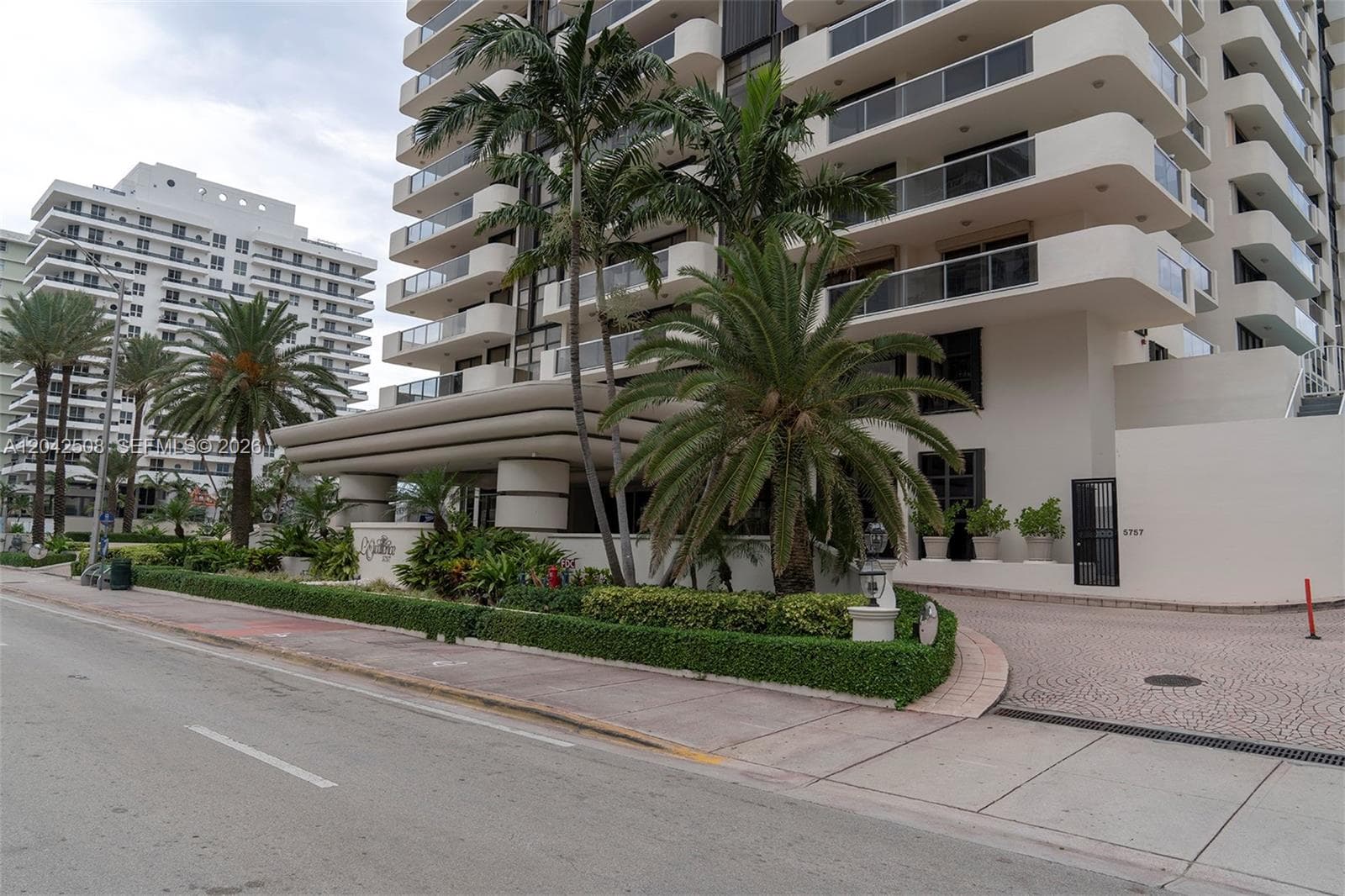 5757 Collins Ave # 1604, Miami Beach, FL 33140 photo 4
