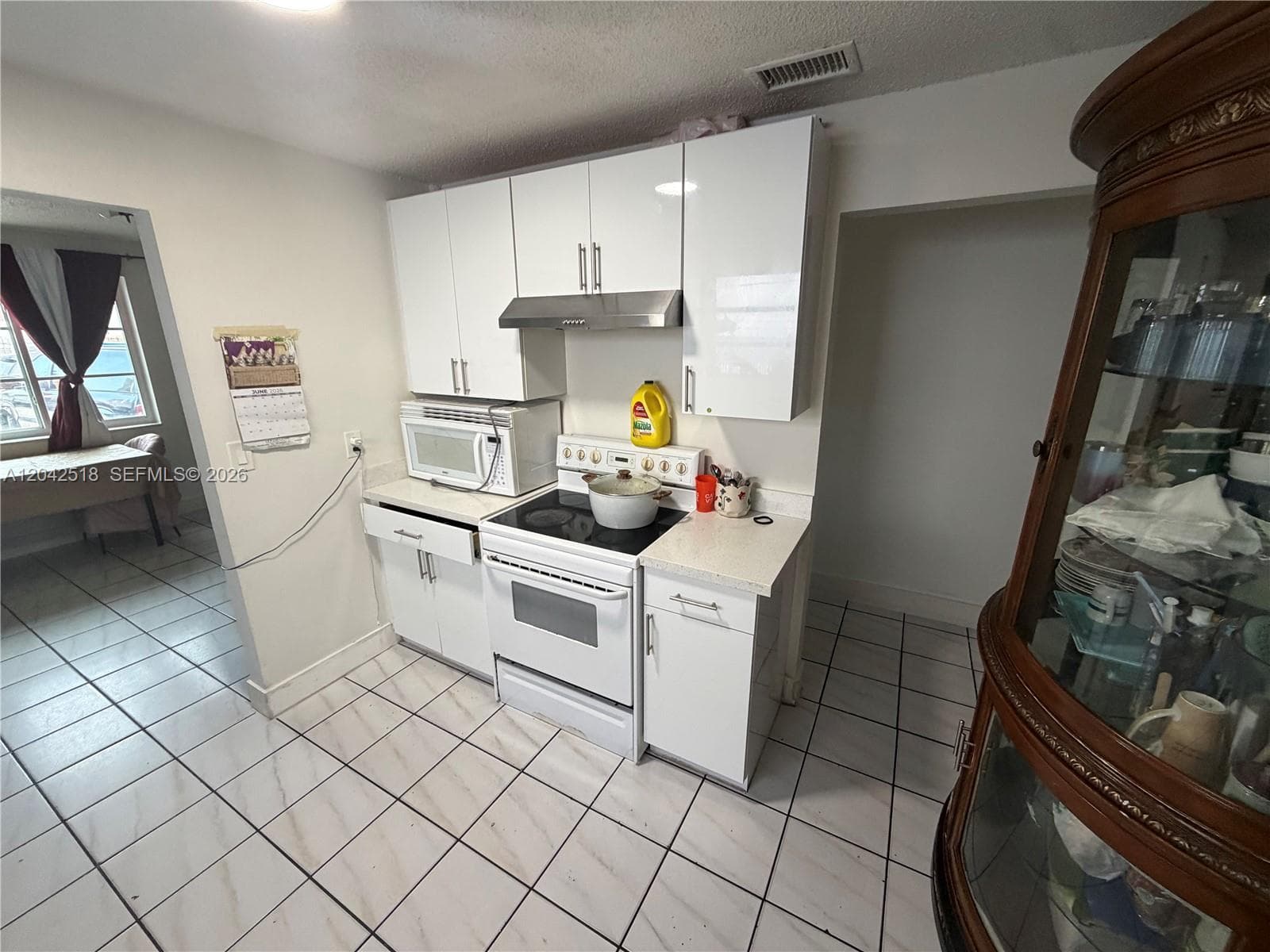 1717 NW 16th St, Miami, FL 33125 photo 2