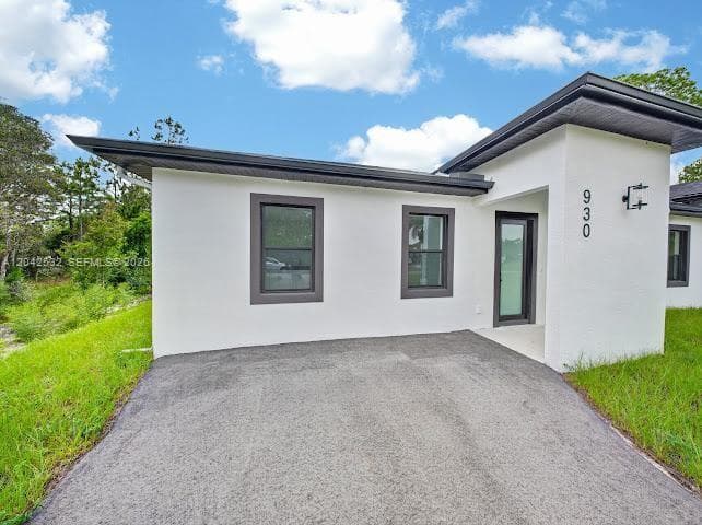 928-930 Hepburn Ave, Lehigh Acres, FL 33974 photo 3