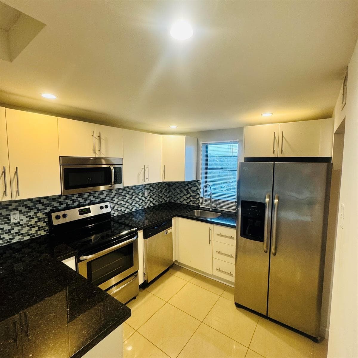 9235 SW 8th Street # 503, Boca Raton, FL 33428 photo 2