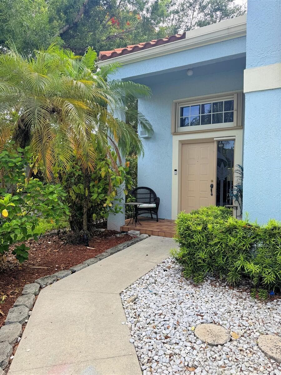 1020 NW 107th Avenue, Plantation, FL 33322 photo 3