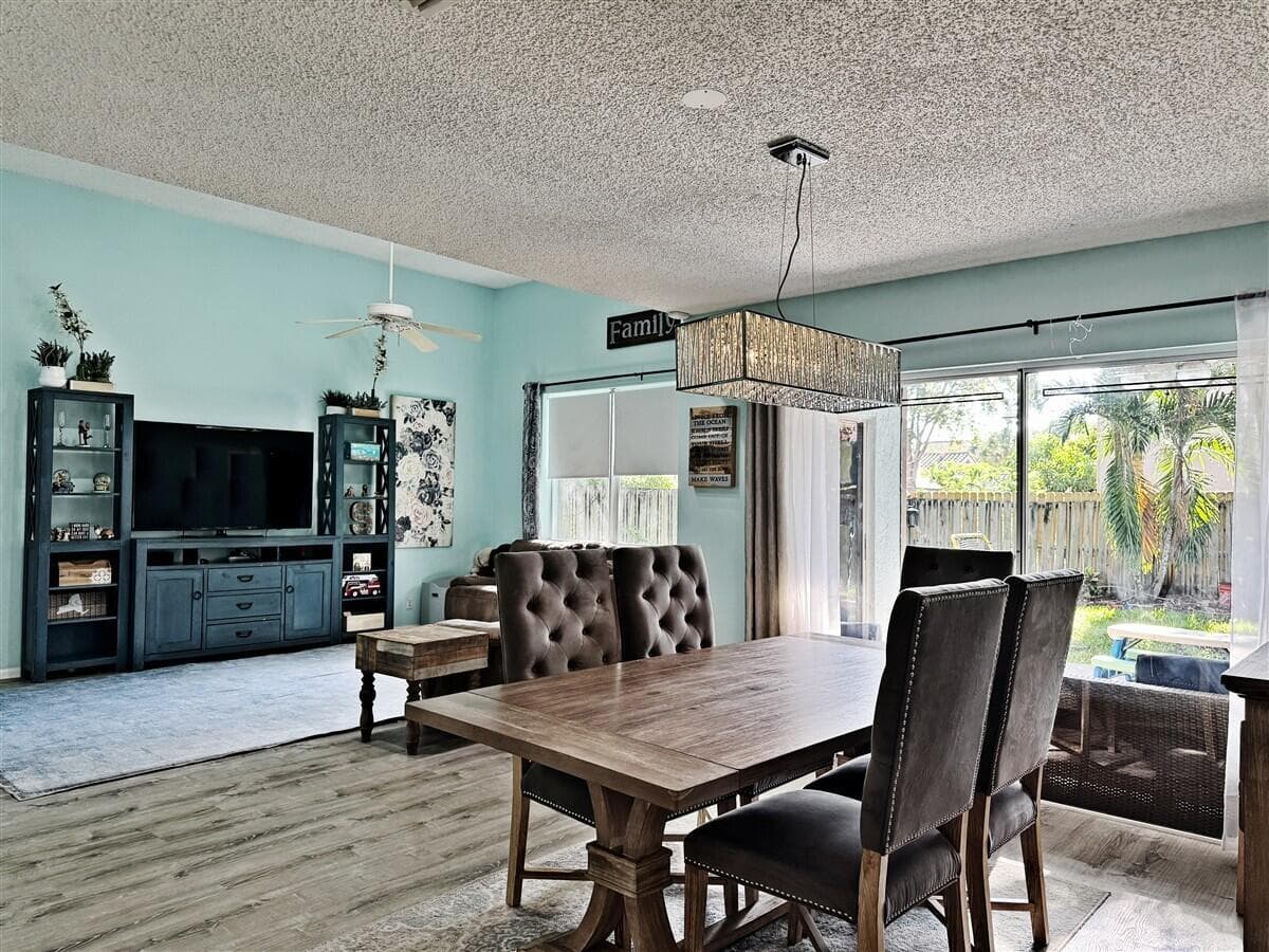 1020 NW 107th Avenue, Plantation, FL 33322 photo 5
