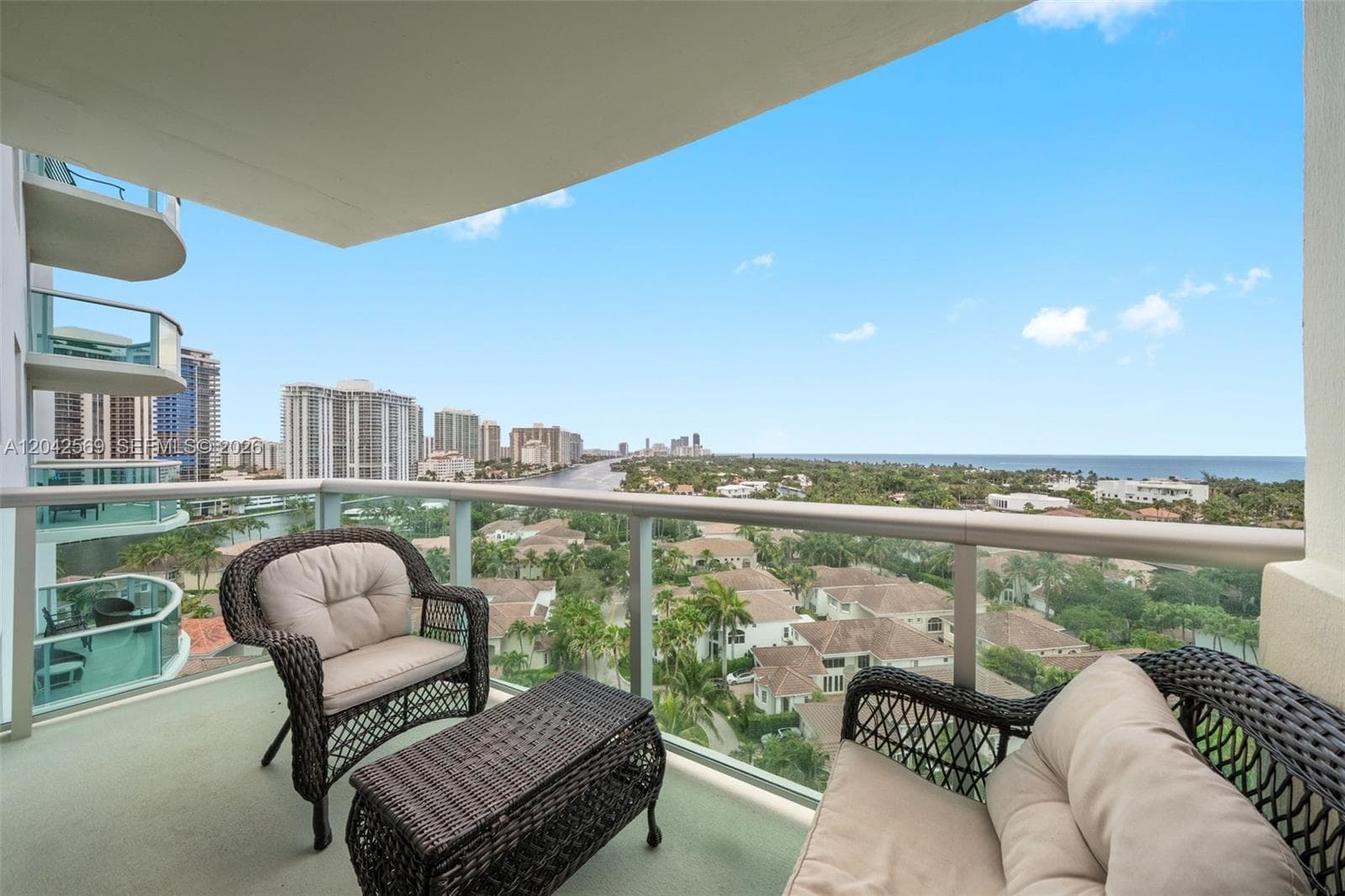 19380 Collins Ave # 1224, Sunny Isles Beach, FL 33160 photo 2