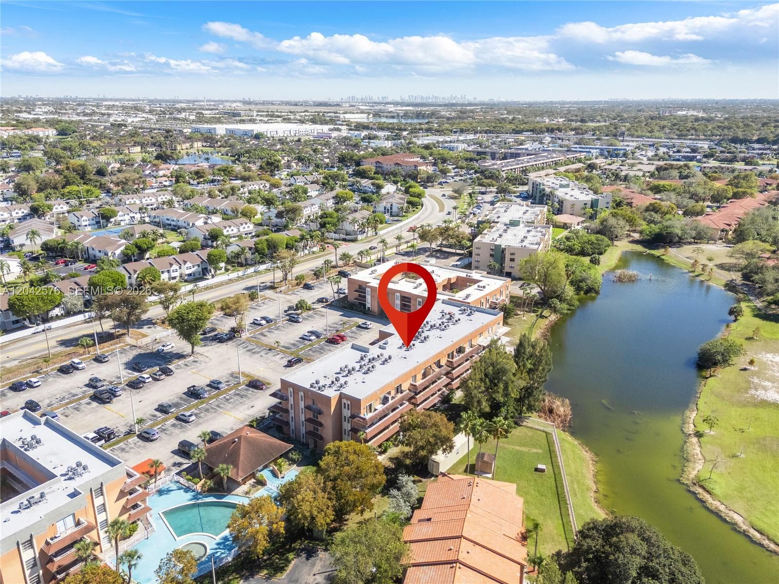 17530 NW 68th Ave # C2003, Hialeah, FL 33015 photo 3